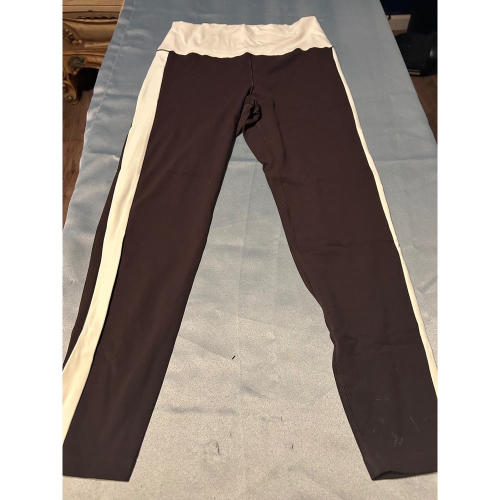 Old Navy Active StudioSmooth Extra High-Rise Leggings Brown Cream Stripe Large